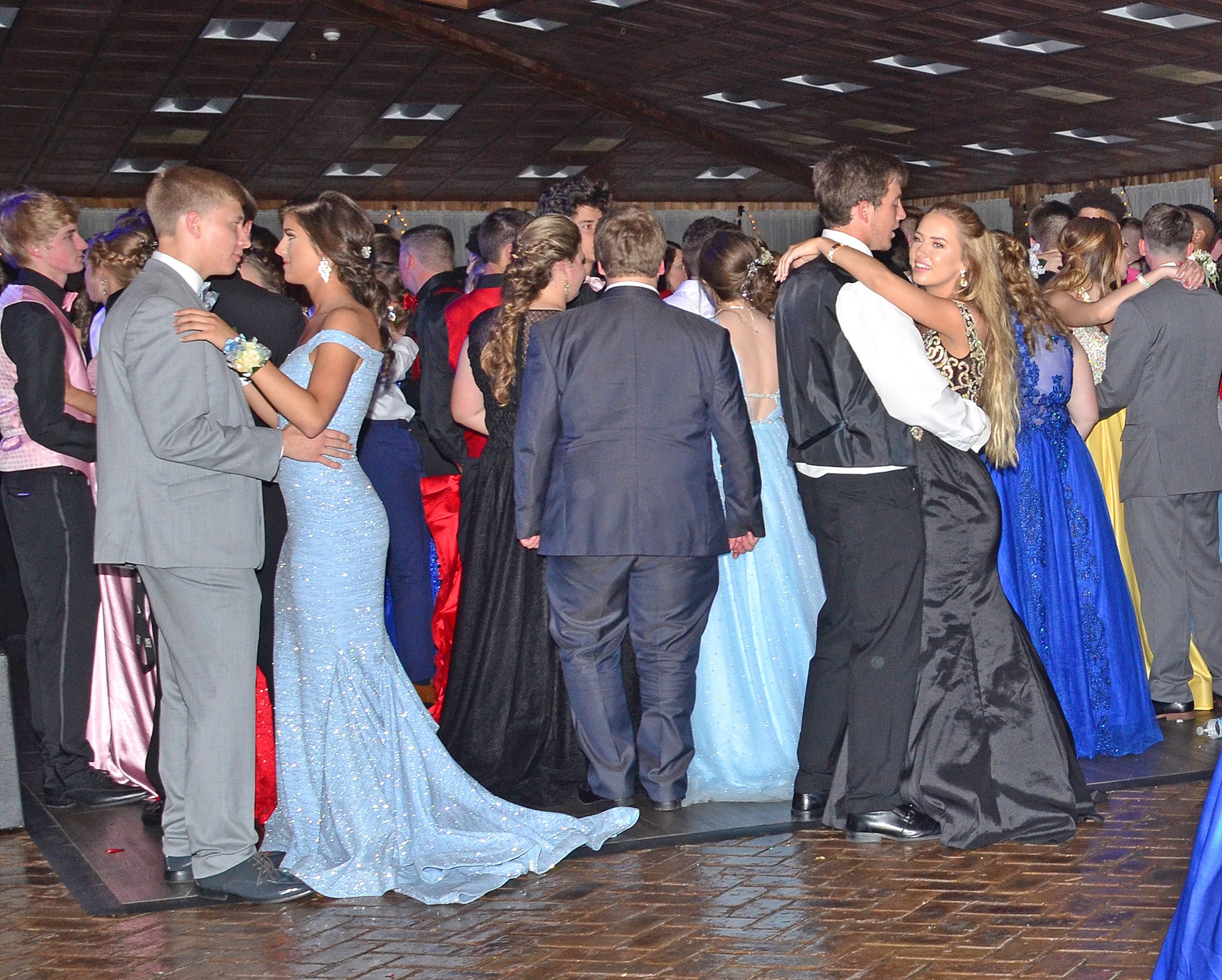 high school prom slow dancing