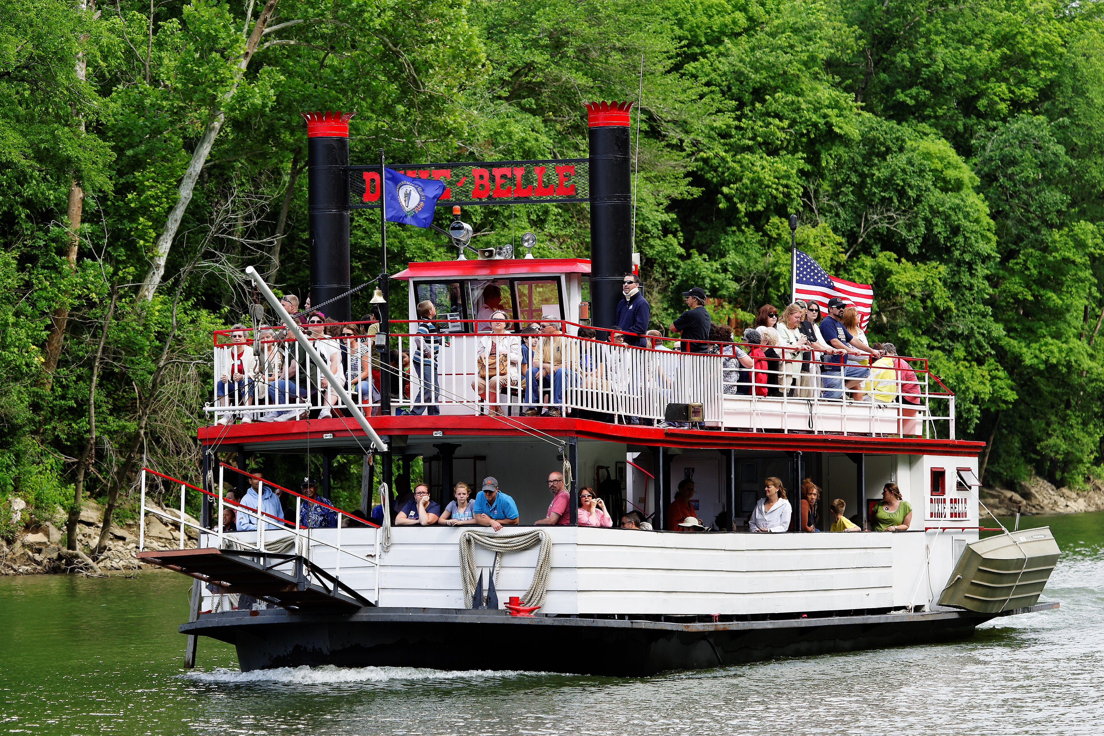 dixie belle riverboat shaker village